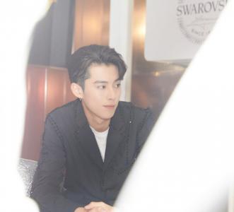 高清男星王鹤棣帅气写真图片第6张