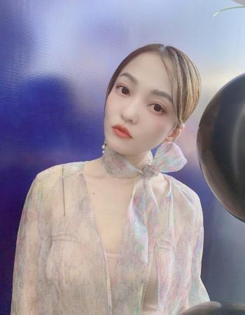 张韶涵《歌手》第二季高清图片桌面壁纸第2张