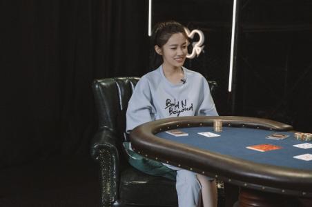 中国内地海市女演员汤梦佳甜美迷人写真桌面壁纸第3张