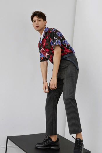 中国内地湖北荆州男演员李现时髦帅气写真图片第6张