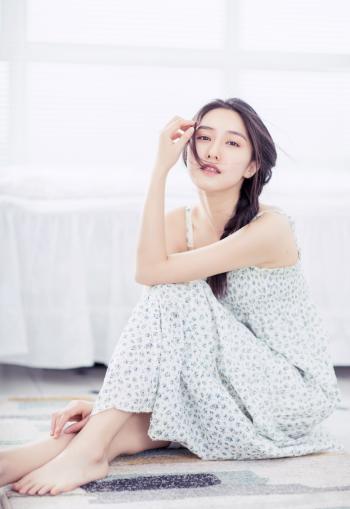 中国内地女演员王瑛瑛温柔甜美写真图片第3张