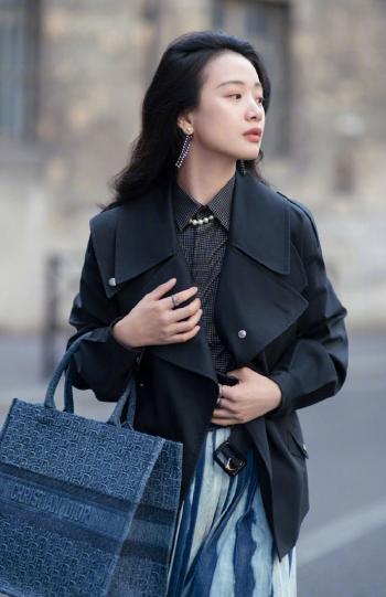 中国内地湖南长沙女演员李梦甜美元气时尚写真图片第2张