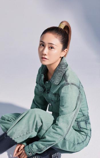 刘芸性感灵动写真图片手机壁纸第2张