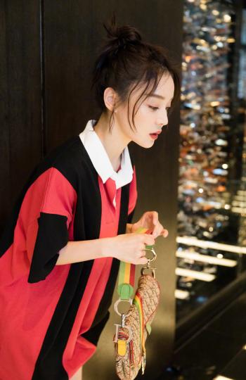 高清中国内地影视湖北省襄阳女演员袁姗姗最新电脑桌面壁纸第一辑第2张