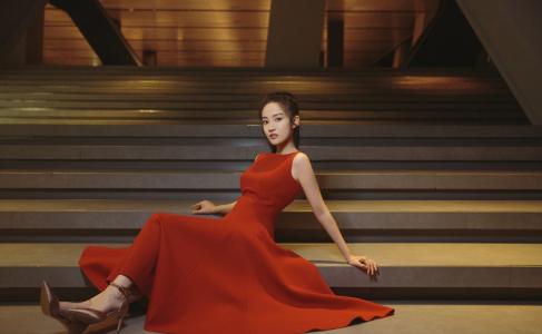中国内地海市女演员汤梦佳清新温婉居家写真图片第0张