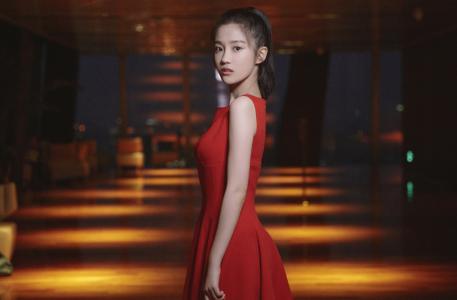 中国内地海市女演员汤梦佳清新温婉居家写真图片第3张