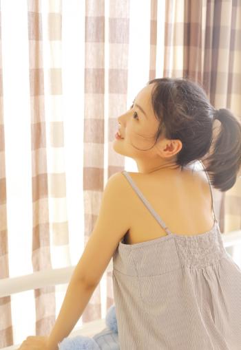 高清gogo美女模特大胆真空诱惑性感写真第3张