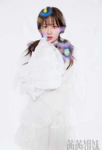 中国内地湖北省武汉女演员曹曦月性感写真高清电脑桌面壁纸第0张