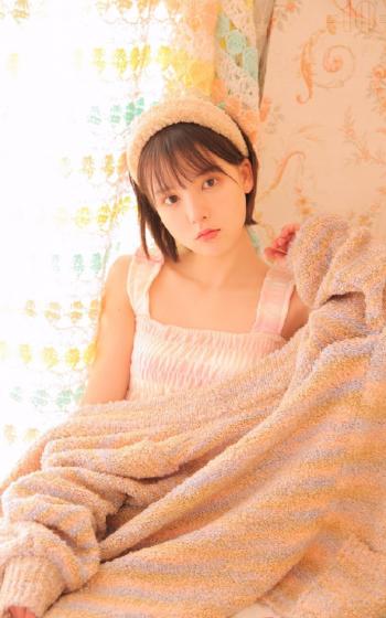 内地北京女演员热依扎美艳光影写真图片第2张