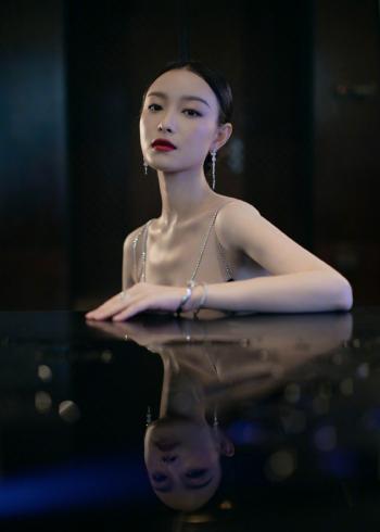 倪妮图片 _ 第(1)张