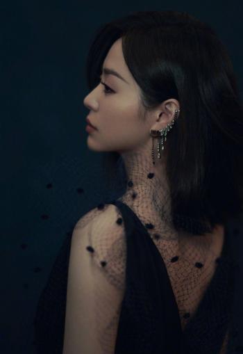 高清黑龙江省伊春美女张靓颖俏皮少女风减龄写真图片第4张