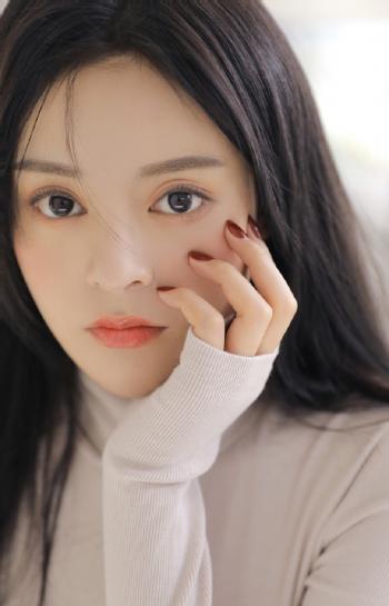 娃娃脸美女第2张