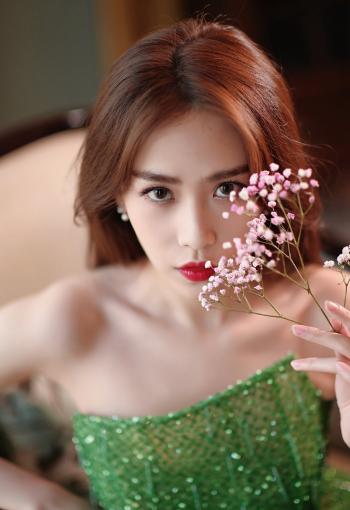 刘美彤图片 _ 第(6)张