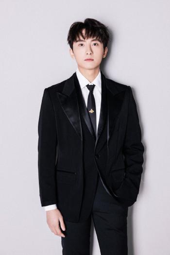 高清中国大陆北京影视演员微微一笑很倾城愚公牛骏峰写真图片第1张