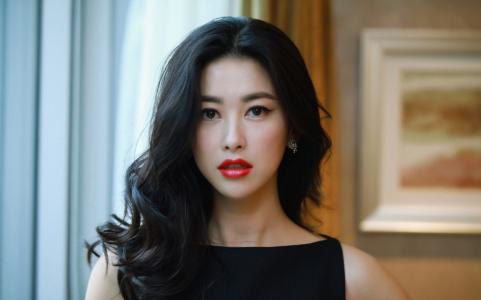 高清北京美女朱珠明媚养眼写真图片第4张