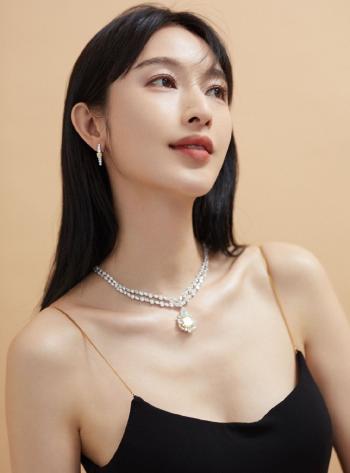 中国大陆广西省桂林模特女演员张俪写真图片第0张