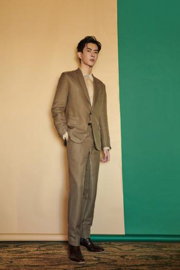 高清新疆乌鲁木齐男明星于朦胧清新少年感写真图片第3张