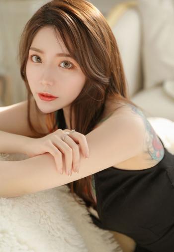 中国内地内蒙古赤峰女演员王珞丹焦糖色甜美写真图片第0张