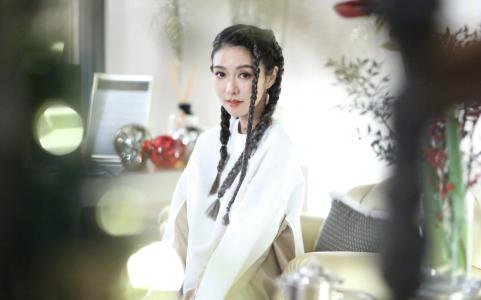 薛凯琪性感时尚光影写真图片第0张