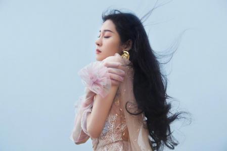 中国大陆天津女歌手张碧晨湖南卫视跨年晚会图片第1张