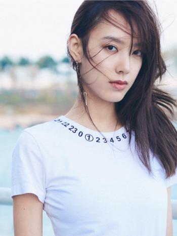 孙嘉灵清新灵动性感写真图片第3张