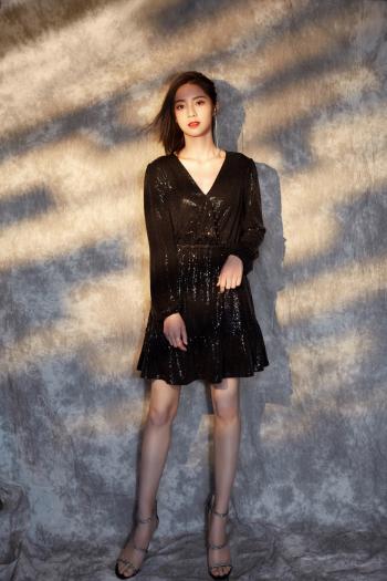 高清内陆女星万鹏清新少女风写真图片第6张