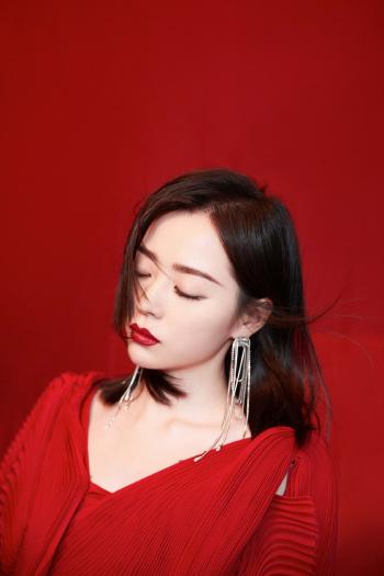 高清黑龙江省伊春美女张靓颖俏皮少女风减龄写真图片第4张
