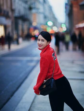 李念性感撩人时尚写真图片第0张