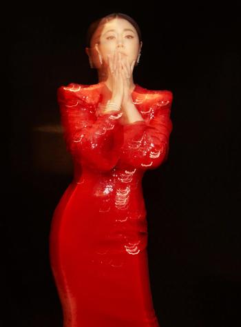 林心如《悦己SELF》时尚杂志写真图片第3张