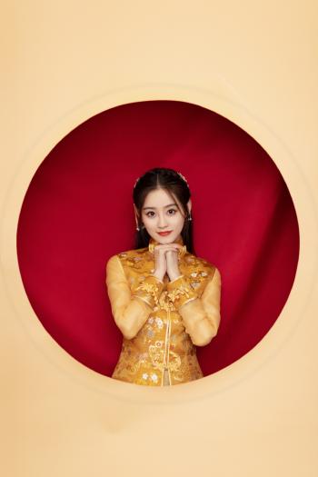 中国内地黑龙江齐齐哈尔女演员祝绪丹性感写真桌面壁纸第2张
