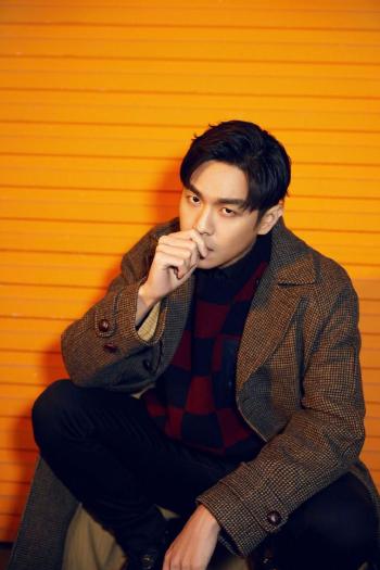 张若昀第6张