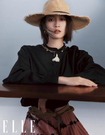 中国内地浙江省义乌女演员张雪迎时尚个性写真图片第2张