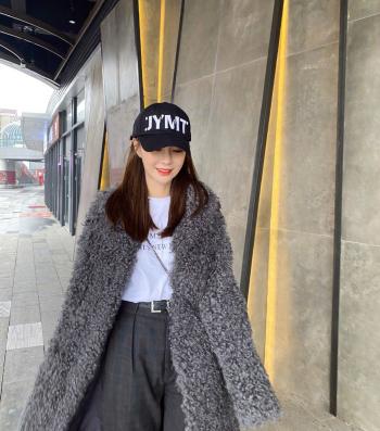 高清湖南省湘西吉首市美女沈梦辰婚纱仙气写真图片第0张