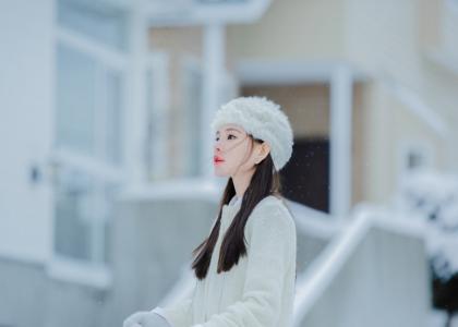 冯若绮清新雪景写真图片第0张