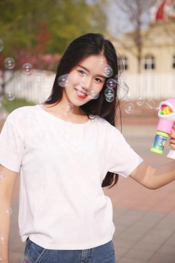 张琳艺图片 _ 第(3)张