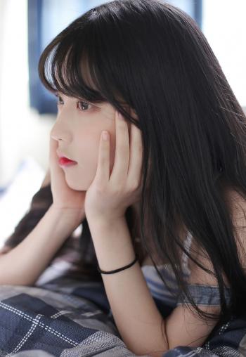 黑长直发美女丝袜美腿诱惑写真 第二辑第4张