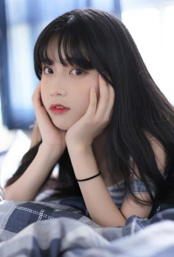 黑长直发美女丝袜美腿诱惑写真 第二辑第6张