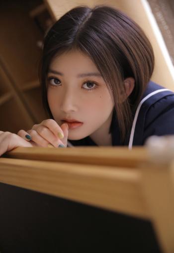 高清校花极品美女软妹纸娇羞可爱性感图片第0张