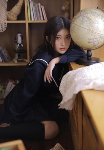 高清校花极品美女软妹纸娇羞可爱性感图片第1张