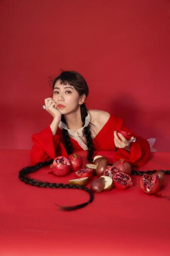 台北著名女演员“辣妈”贾静雯春日性感写真图片第3张