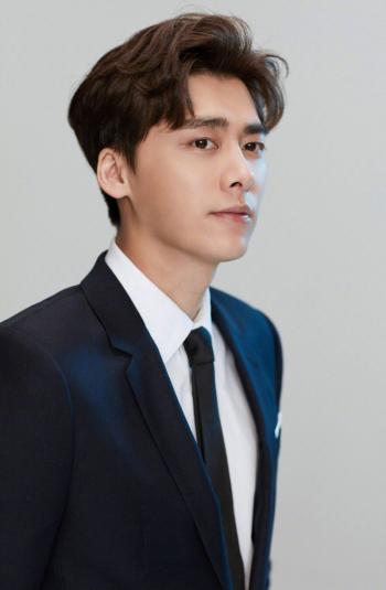 李易峰图片 _ 第(1)张