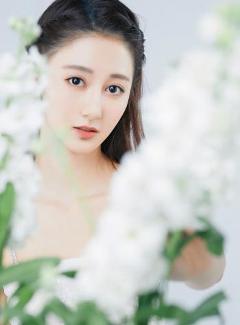 马泽涵清新甜美写真桌面壁纸第5张