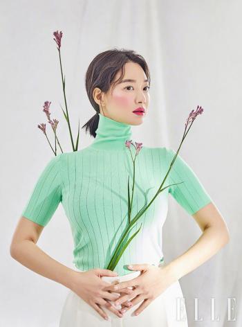 高清韩国首尔市美女申敏儿ELLEKorea四月刊封面写真图片第1张