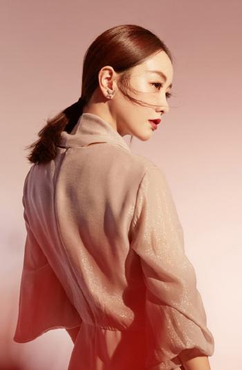 高清中国内地云南保山女演员杨蓉温婉迷人魅力写真大片第2张