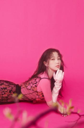 高清中国内地美女虞书欣甜美运动风写真图片第5张