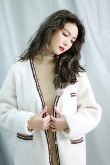 薛凯琪性感时尚光影写真图片第3张