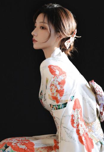 日本美女和服图片第0张