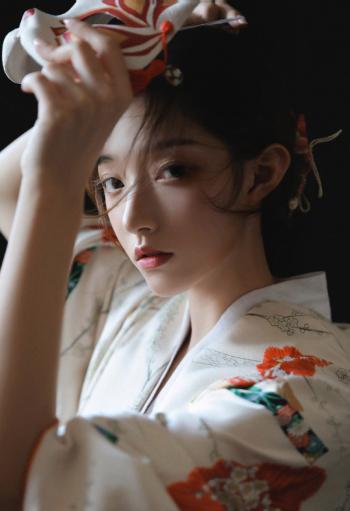 日本美女和服图片第2张