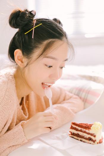 汤梦佳图片 _ 第(5)张