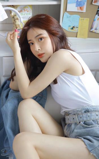 高清gogo美女模特大胆真空诱惑性感写真第2张